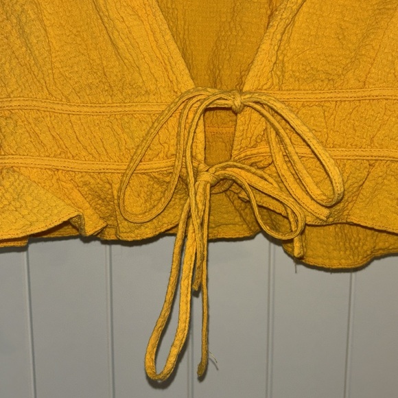 Tie Front Blouse - Picture 2 of 3